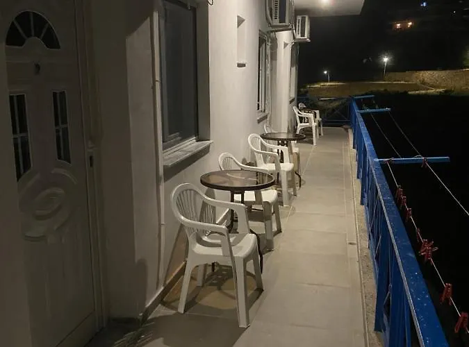 Eleni's Himarë