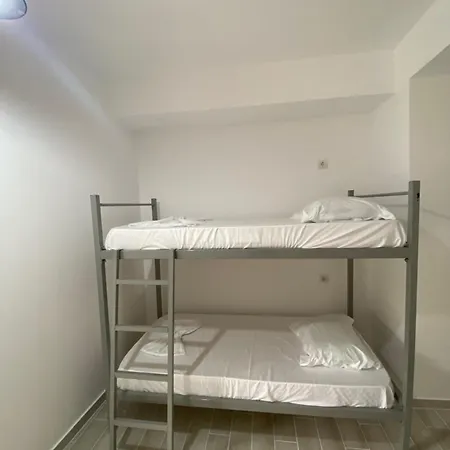 Eleni's Apartament