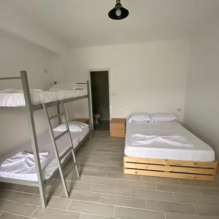 Eleni's Apartament