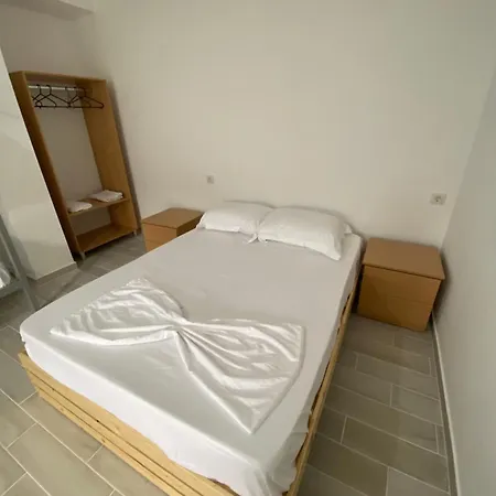 Eleni's Apartman Himara